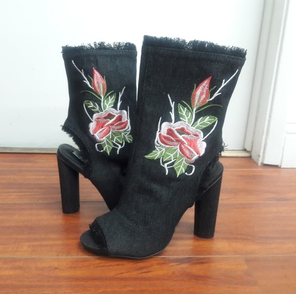 Cape Robbin Shoes - Cape Robbin peep toe boots